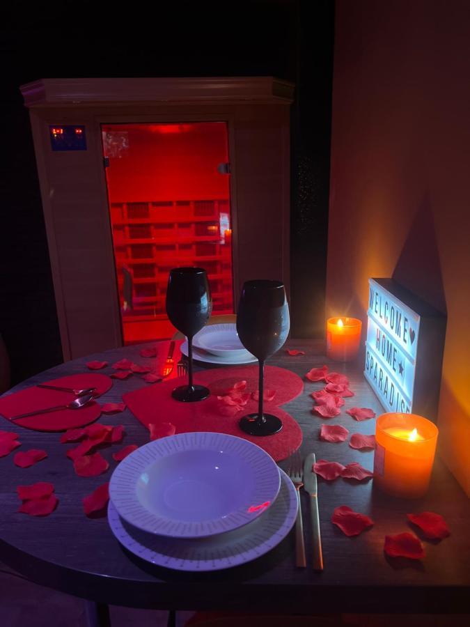 Homesparadise Loveroom Besancon Luaran gambar